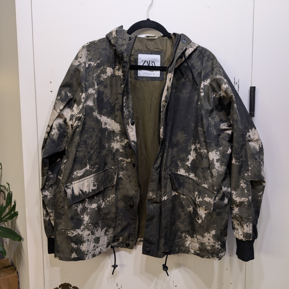 ZARA Camouflage Hooded Jacket - Medium